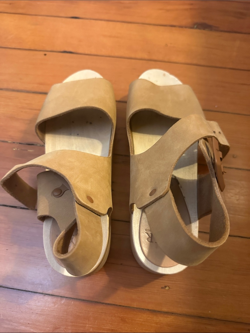 Bryr Women’s Tan Leather Slide Sandals with Ankle Strap